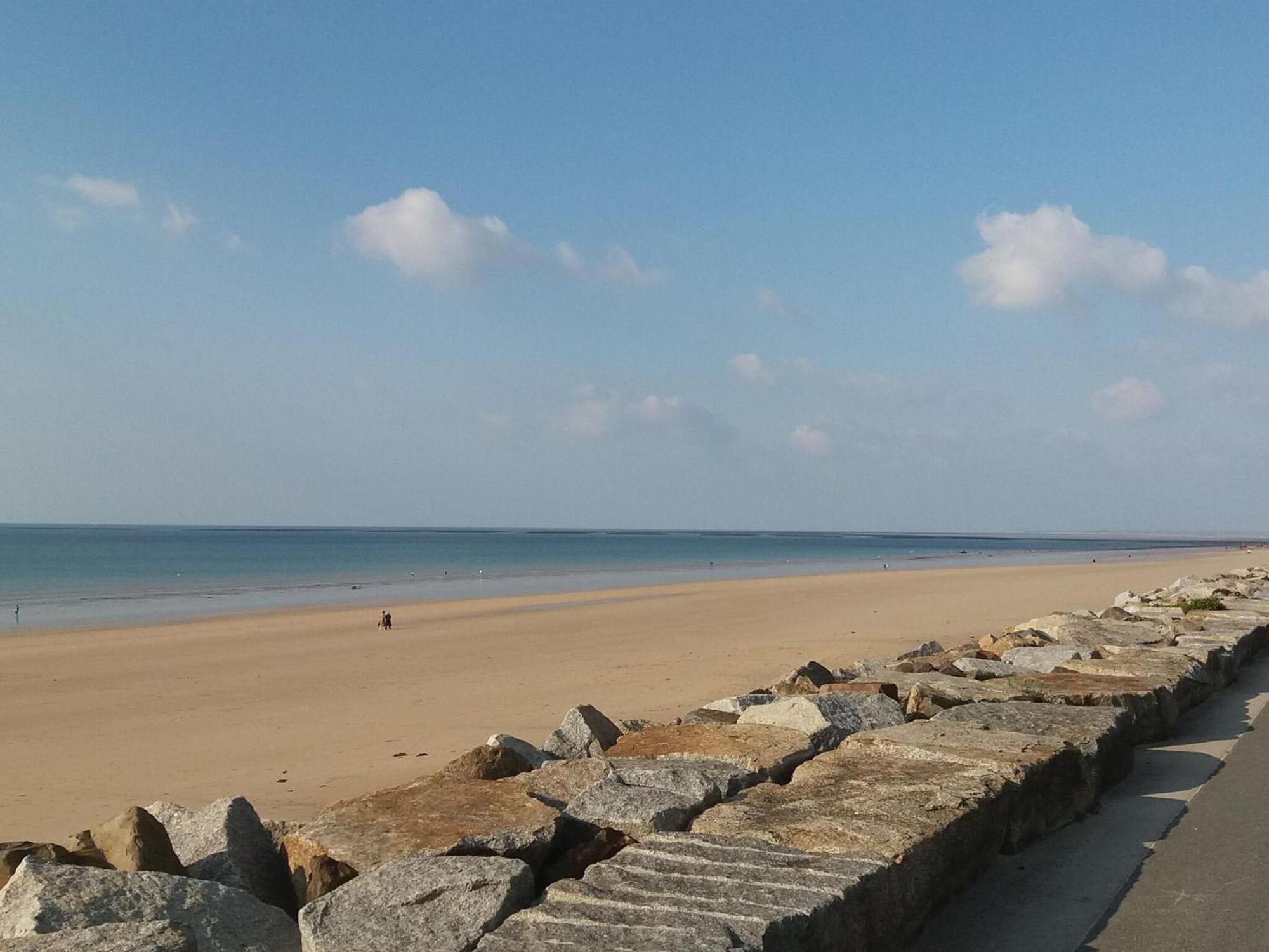 Holiday Home Close To Normandy Montaigu-les-Bois Zewnętrze zdjęcie
